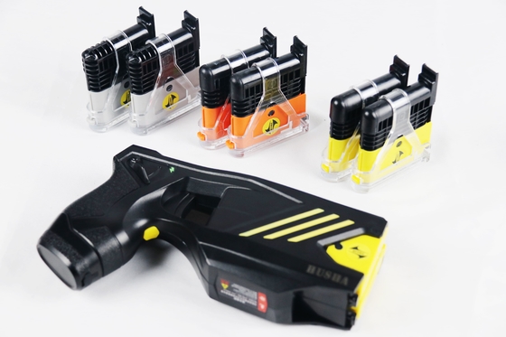 ซื้อ IP57 กันน้ํา กองควบคุมไกล ตํารวจ ปืนกระแทกด้วยกระแทกไฟฟ้า พริกสเปรย์ การผลิตออนไลน์