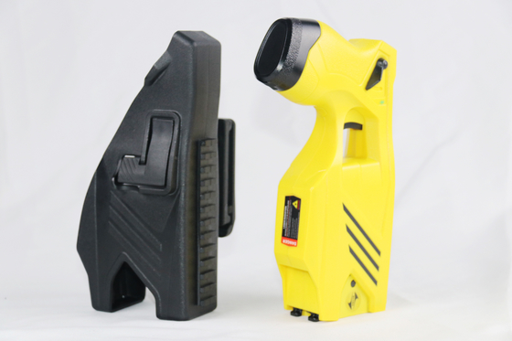 ซื้อ All in One Double Shot Long Range Stun Gun สําหรับความปลอดภัย การผลิตออนไลน์
