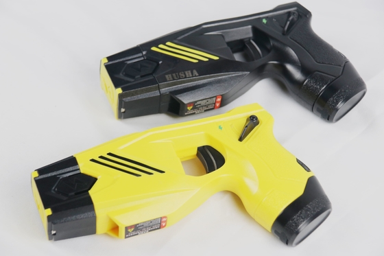 ไฟฉายไฟแรงปืนช็อคไฟฟ้าปืนช็อคตํารวจสําหรับการบังคับใช้กฎหมาย